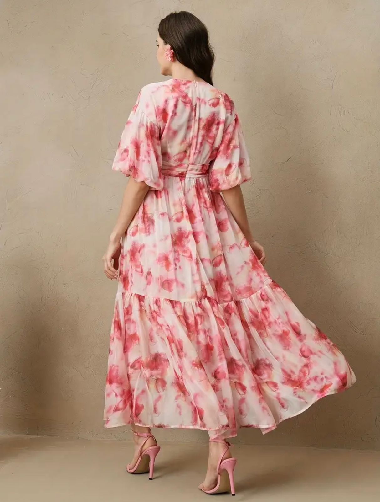 “Blush Bloom Elegance – Flowing Pink Floral Maxi Dress for Effortless Grace”