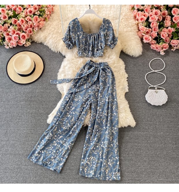 Premium High-Quality Floral Two-Piece Outfit Featuring Delicate Ruffled Crop Top and Graceful Wide-Leg Pants for a Feminine and Stylish Look